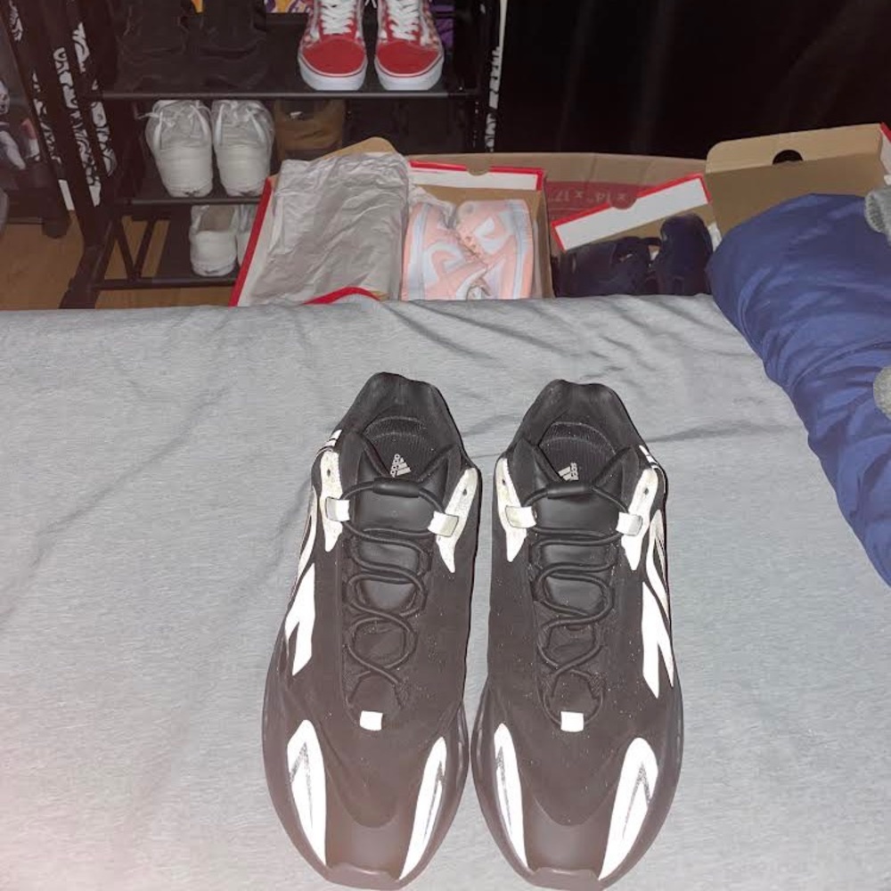 Yeezy 700